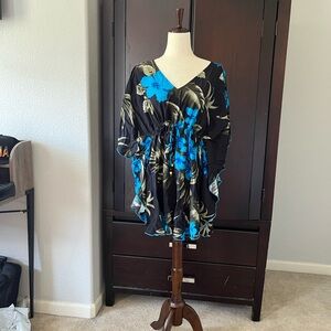 Floral Blue Women's Swim Coverup